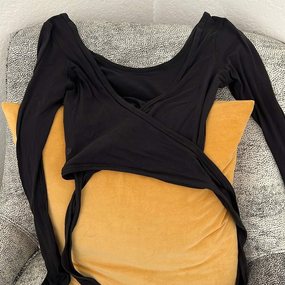 Wrap long sleeve lululemon top.